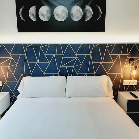 Hostal Laia By Gaiarooms-2